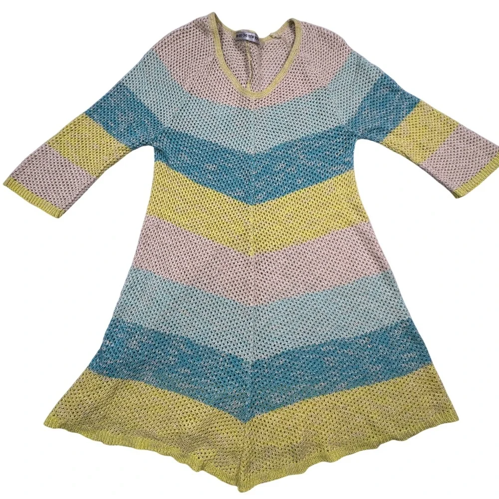 Two one Two New York‎ Open Weave Bathing Suit Coverup Small Mermaid Colors